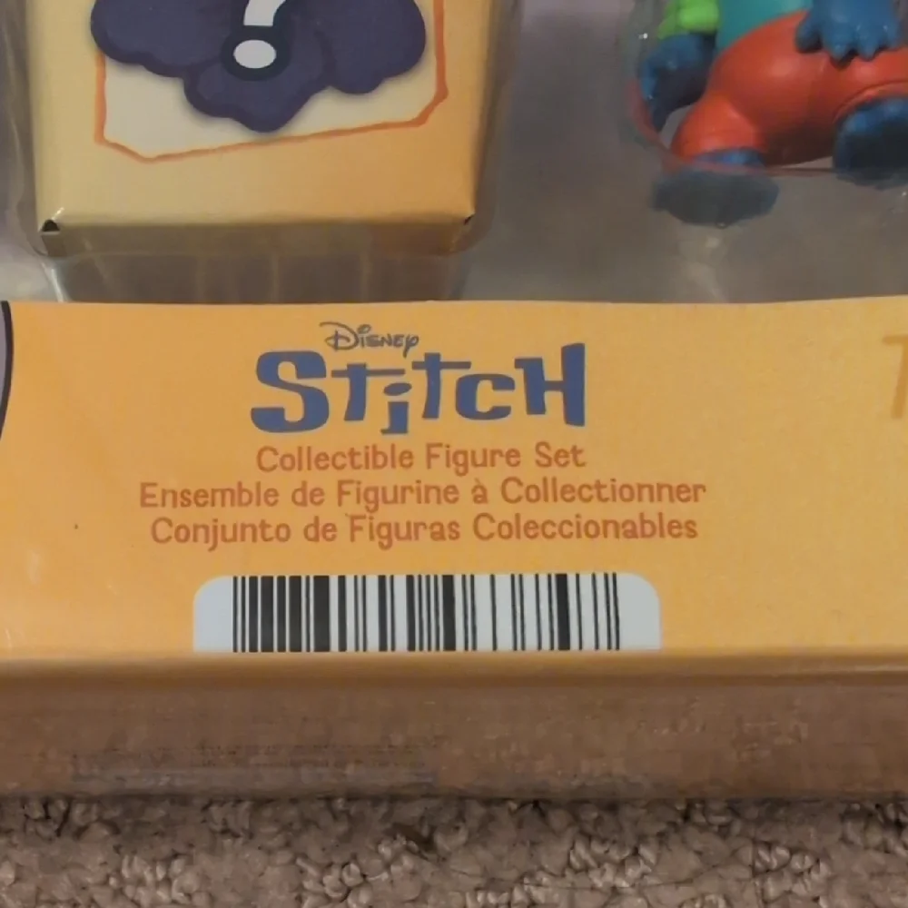Disney Stitch Action Figure Set - Blue and Pink NWT